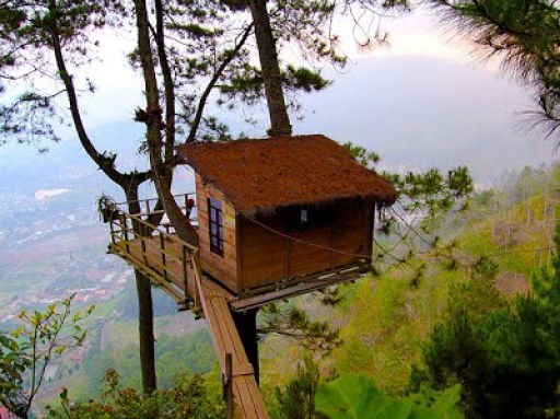 omah kayu gunung banyak - Spot Foto di Malang Terfavorit