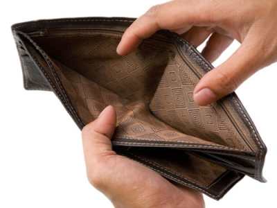 Kesalahan-Kesalahan yang Harus dihindari Traveler ketika liburan Hasil gambar untuk empty wallet