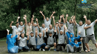 Paket Outbound Semarang Building High Performance Team